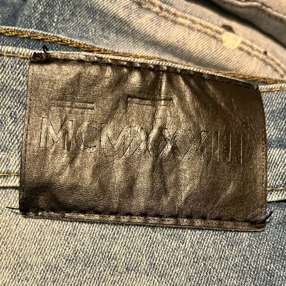 RED APE MCMXXXIII Distressed Paint Splattered Denim Jeans. Waist 46. Inseam 31.5 - Picture 8 of 9